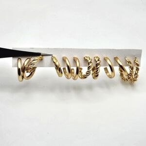 🟢3/$19🟢 Lot of 6 Pairs New Old Stock Gold Tone Hoop Earrings